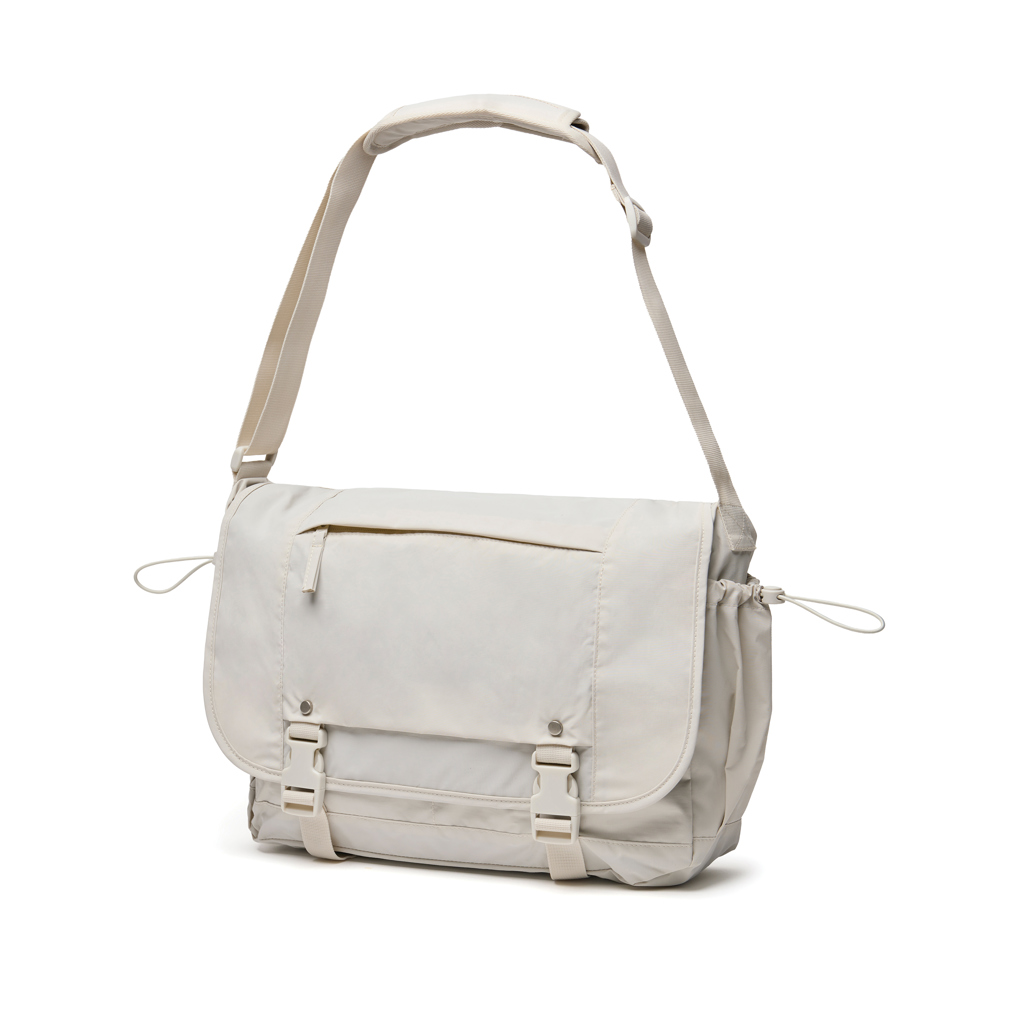 KENTO URBAN RCS recycled nylon 15.6 inch Messenger
