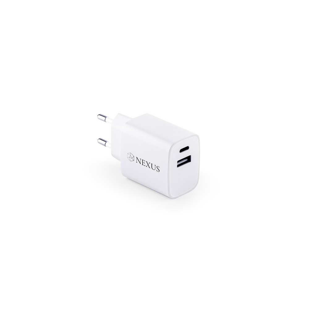 WEGENER. Adaptador de corriente con puerto USB-A de 18 W y USB-C de 20 W en ABS reciclado (100% rABS)
