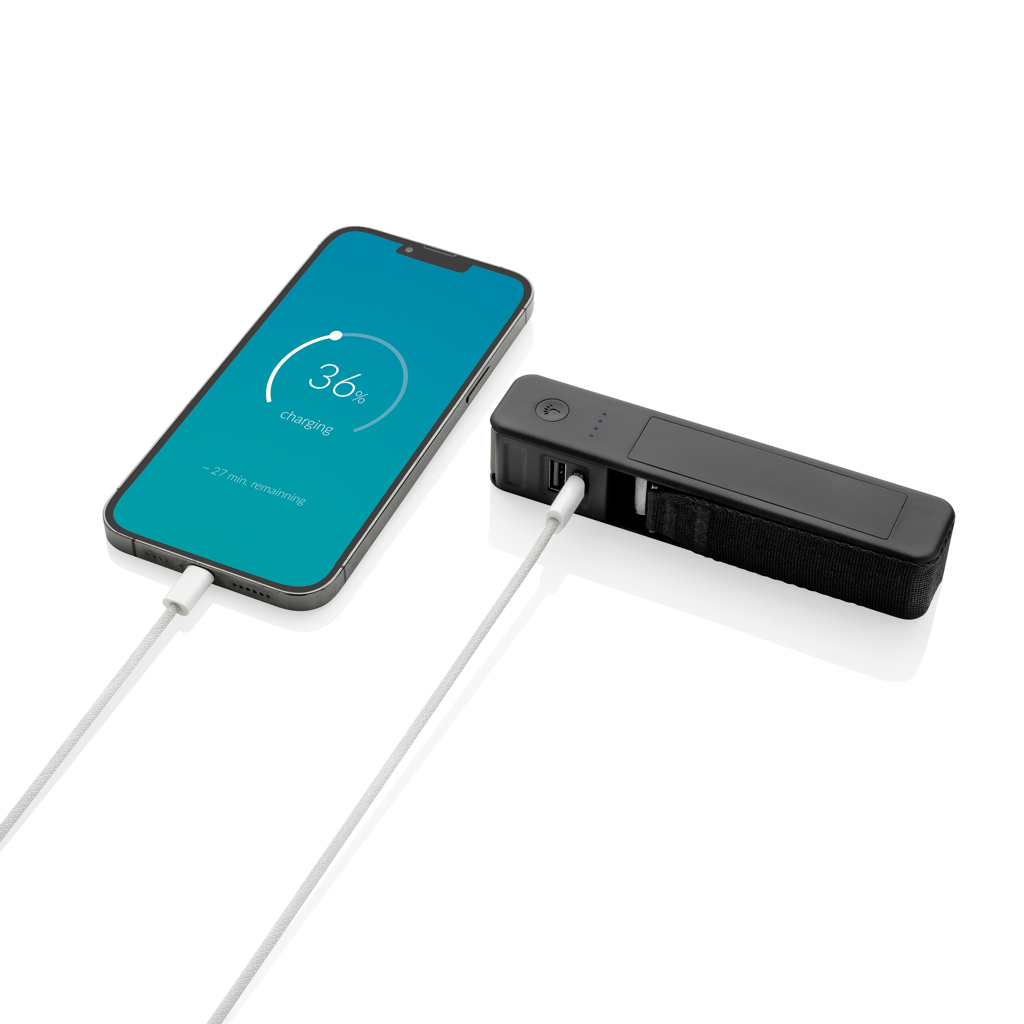 Swiss Peak 5-in-1 luggage scale powerbank torch
