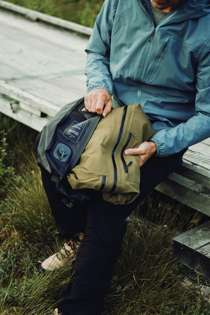 Bolsa de vacío Nordic Drift Trail RCS IPX 8 con bomba 20L