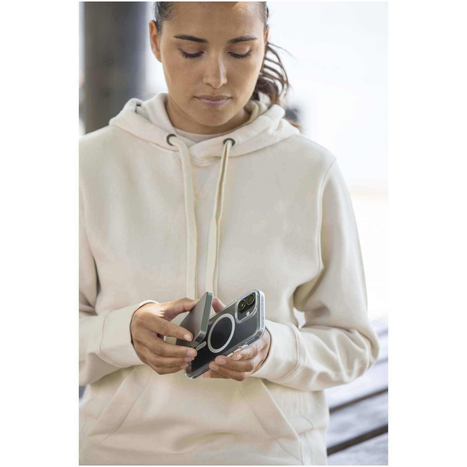 Avis 5000 mAh RCS recycled aluminium magnetic power bank