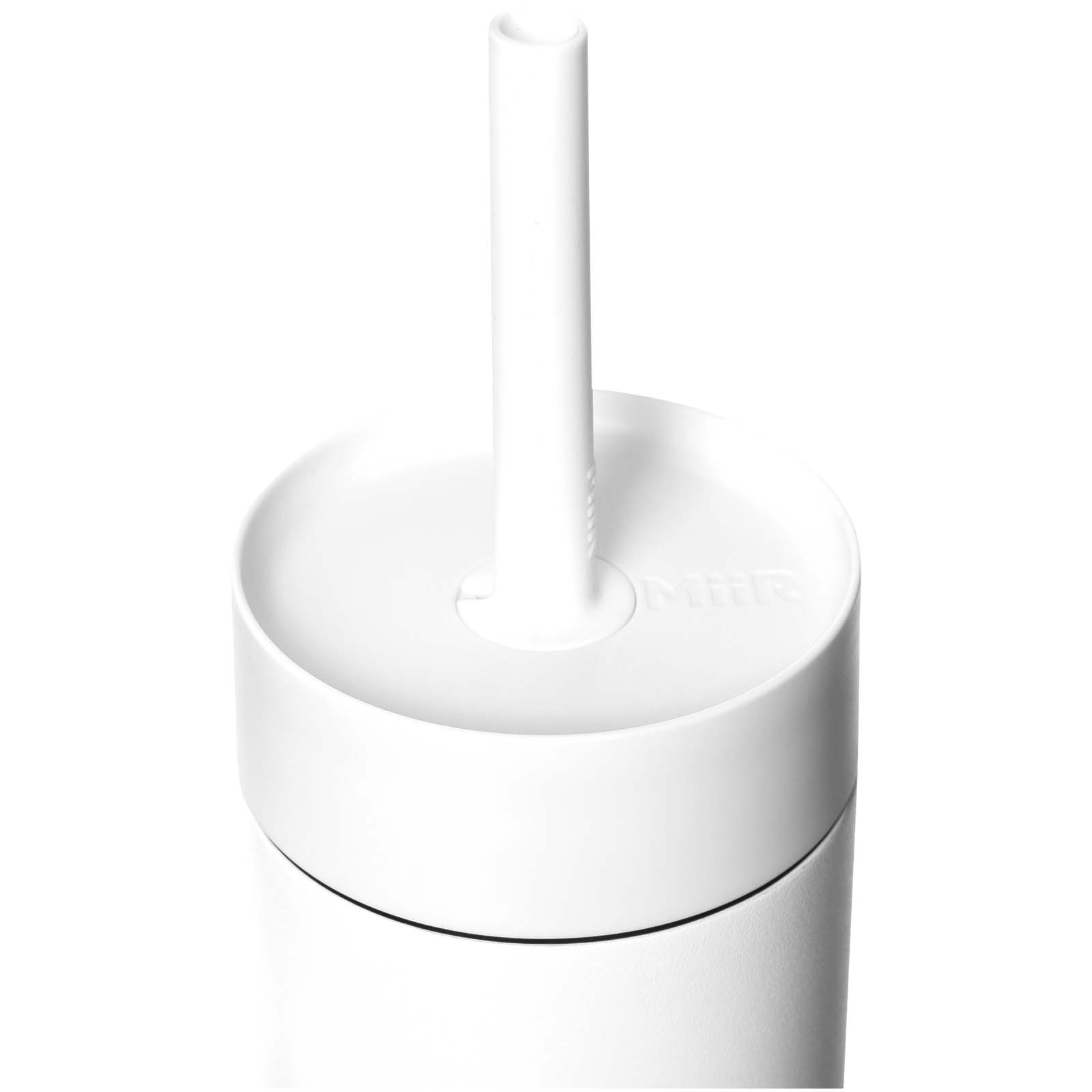 Botella de agua de 473 ml con pajita MiiR Sipper