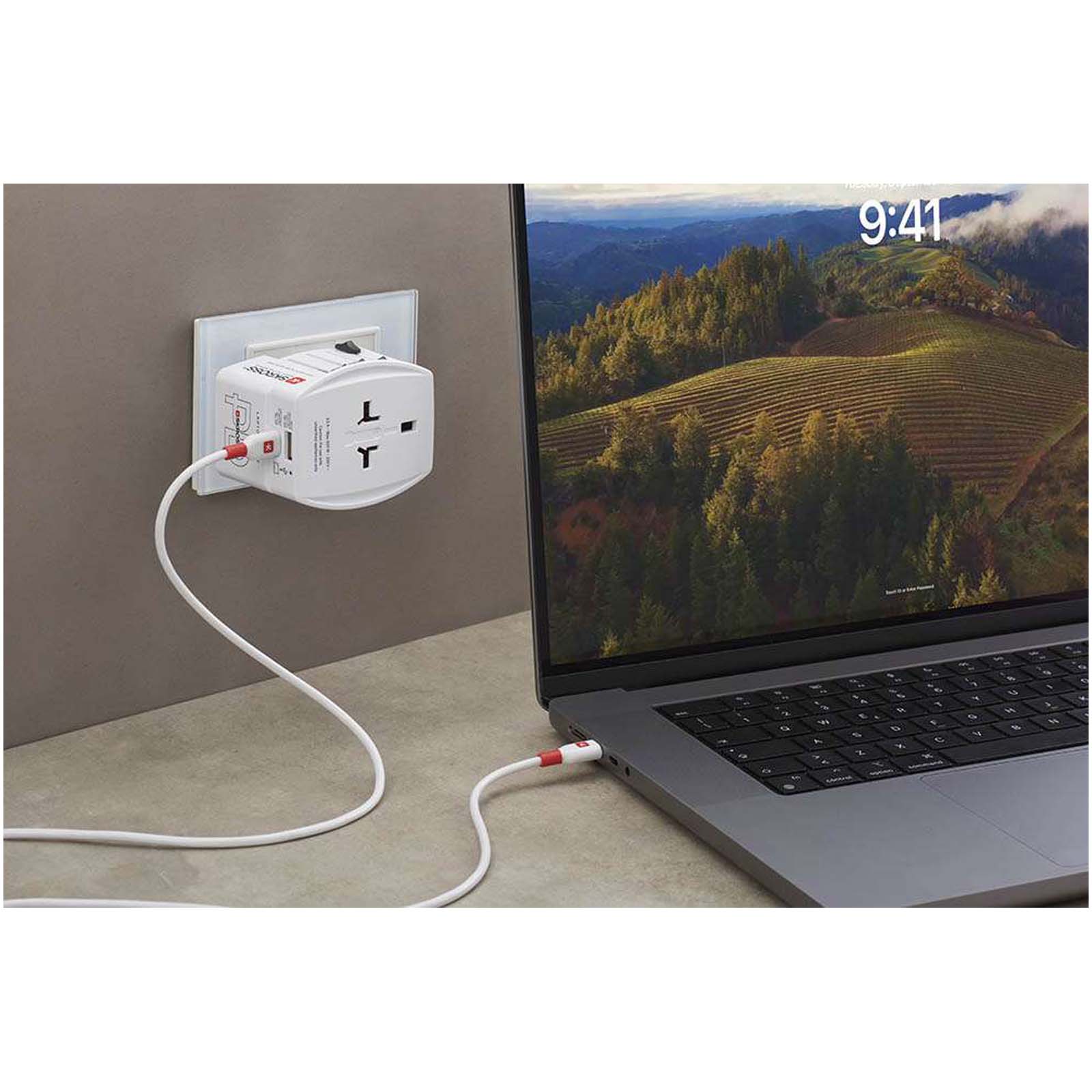 SKROSS® MUV AC65PD world adapter with USB-C cable