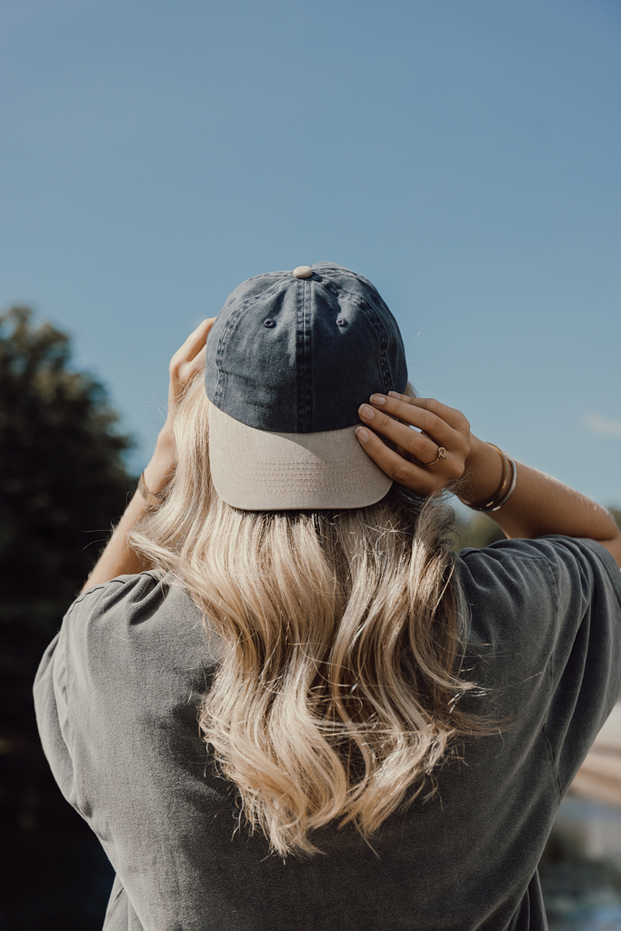 Gorra algodón bicolor 270 g/m² con 6 paneles BEAU AWARE™