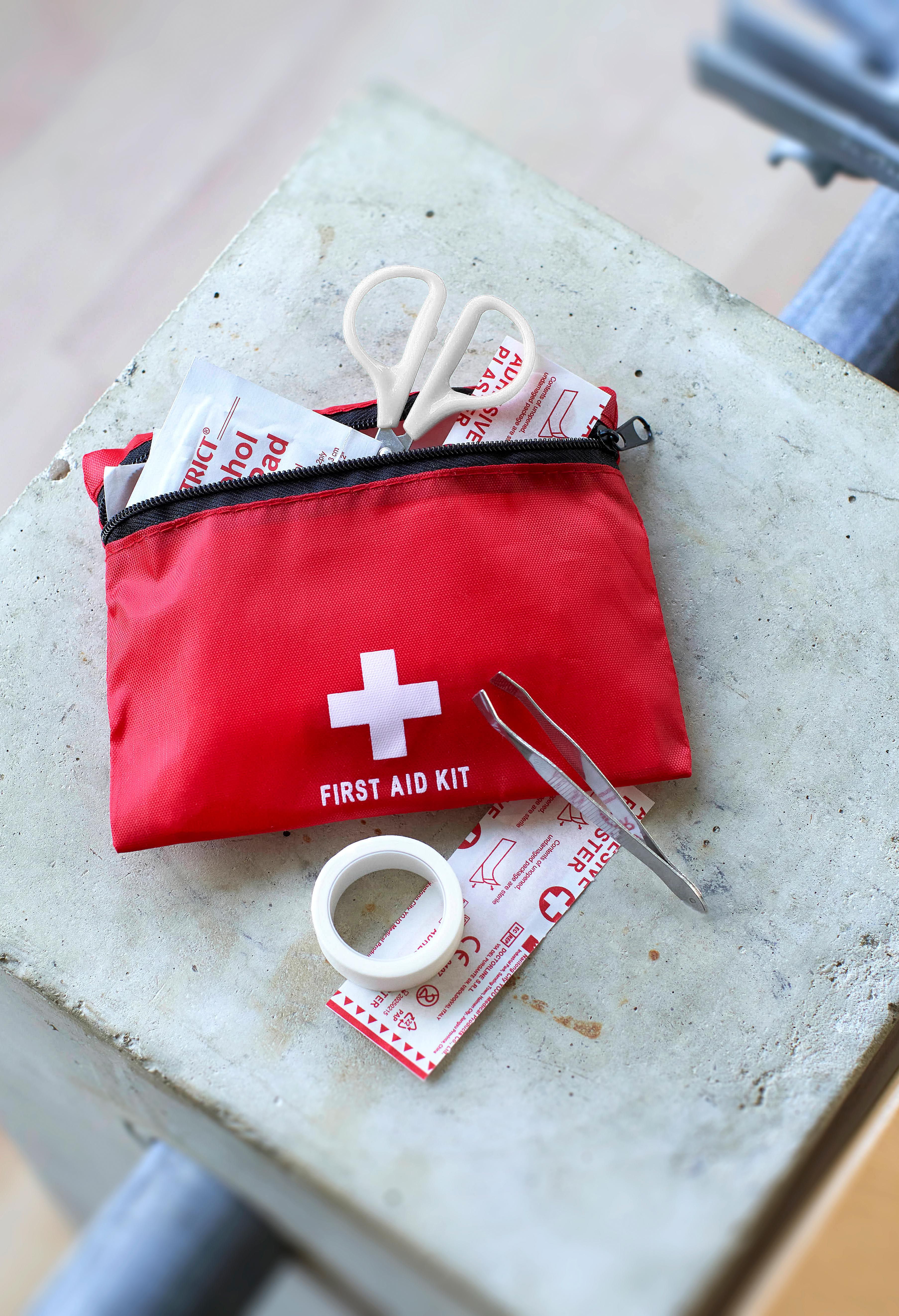 First aid kit Rosalina | 11 pcs