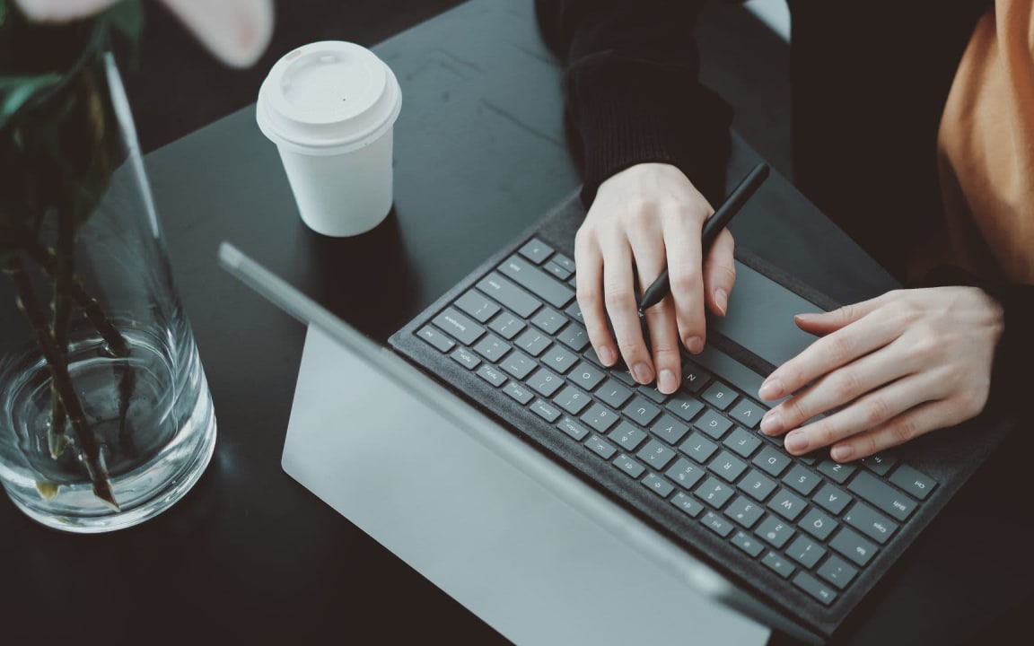 Trendene som blir avgjørende for B2C-nettbutikken i 2024