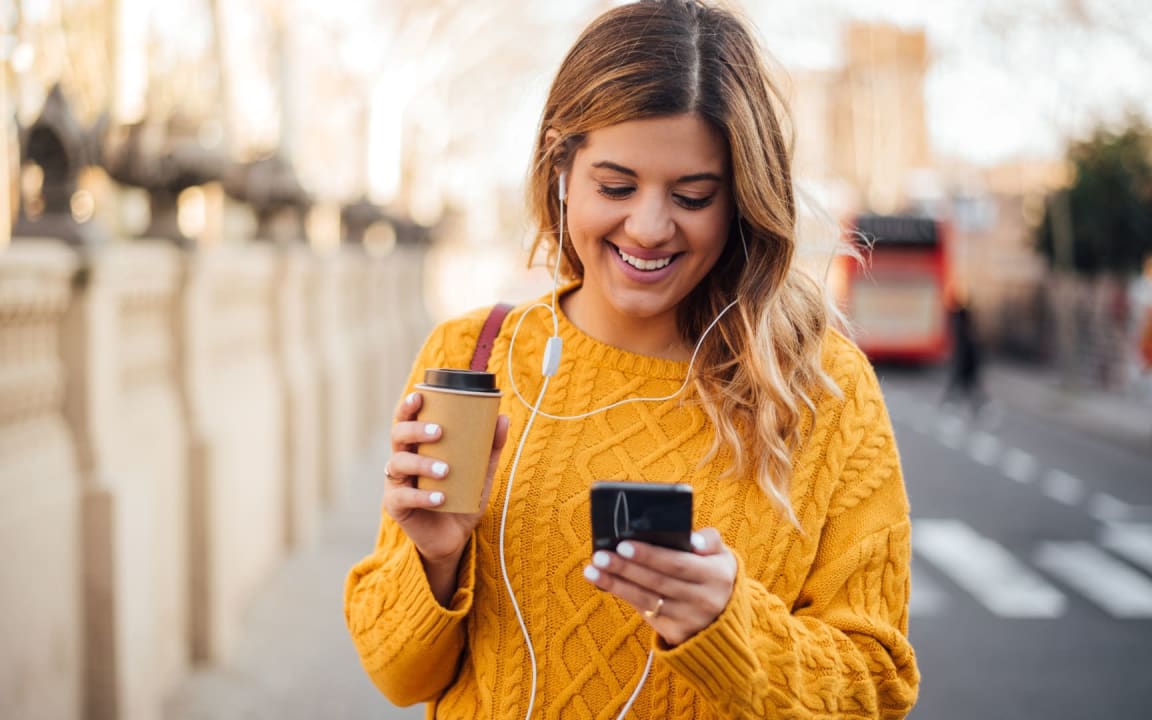 Hva er social commerce og hvorfor bør du drive med det?