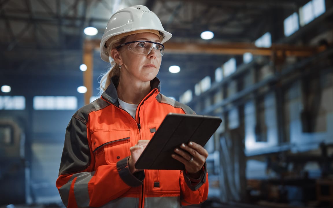 Hvordan kan industriselskaper bruke netthandel til å oppnå strategisk vekst i 2025?