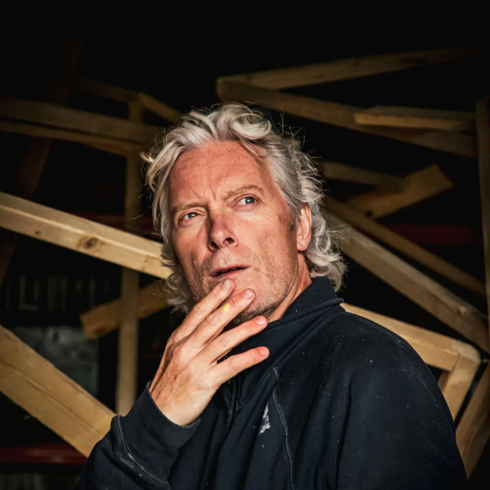 Forfatterfoto - Kristian von Hornsleth (2)