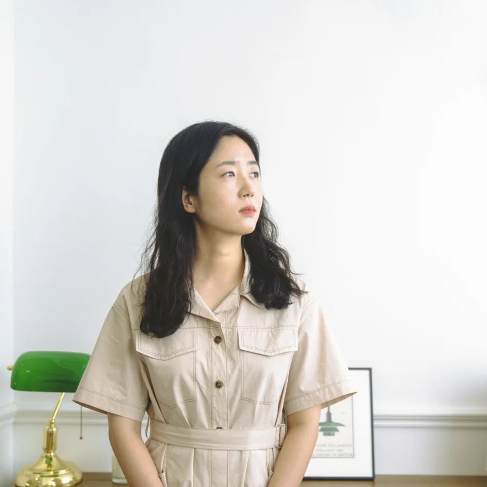 Forfatterfoto - Hwang Bo-reum (4) - Foto: Jimin Seong / Clayhouse