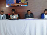 Los cuatro abogados del bufete jurídico T& E que representa a Teodoro Nguema Obiang Mangue durante la rueda de prensa. Foto Periódico Ébano.