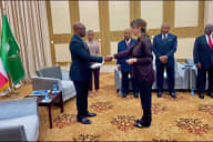 Sonia Doña Pérez, nueva embajadora de Francia en Guinea Ecuatorial, presenta su carta de estilo ante el ministro de Asuntos Exteriores. Foto Dámaso Alonso.