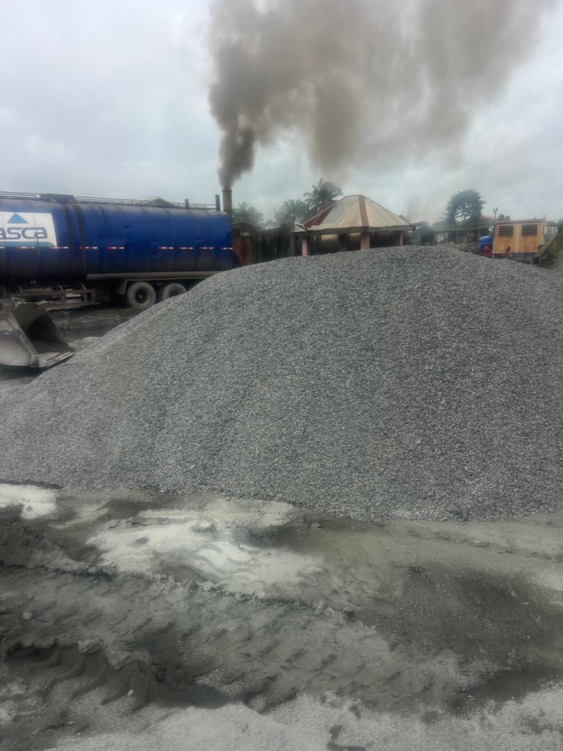 Delonella crew carrying out road construction