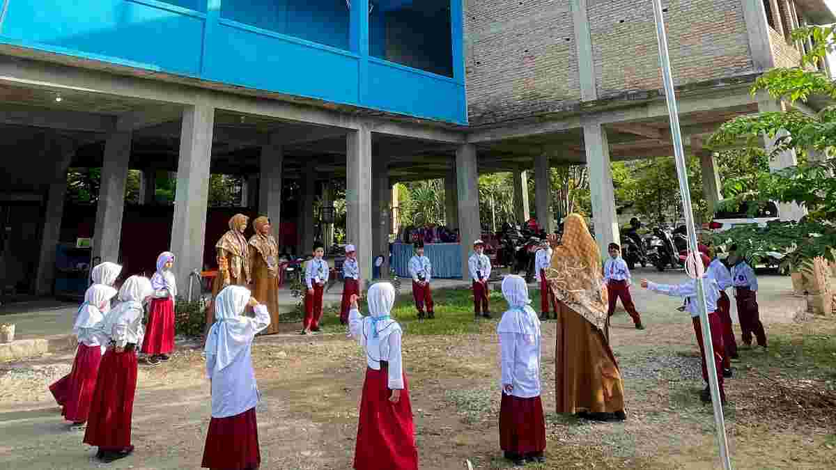 MPLS SD IT Daru Quthny Dibuka dengan Nuansa Ramah dan Pengenalan Lingkungan