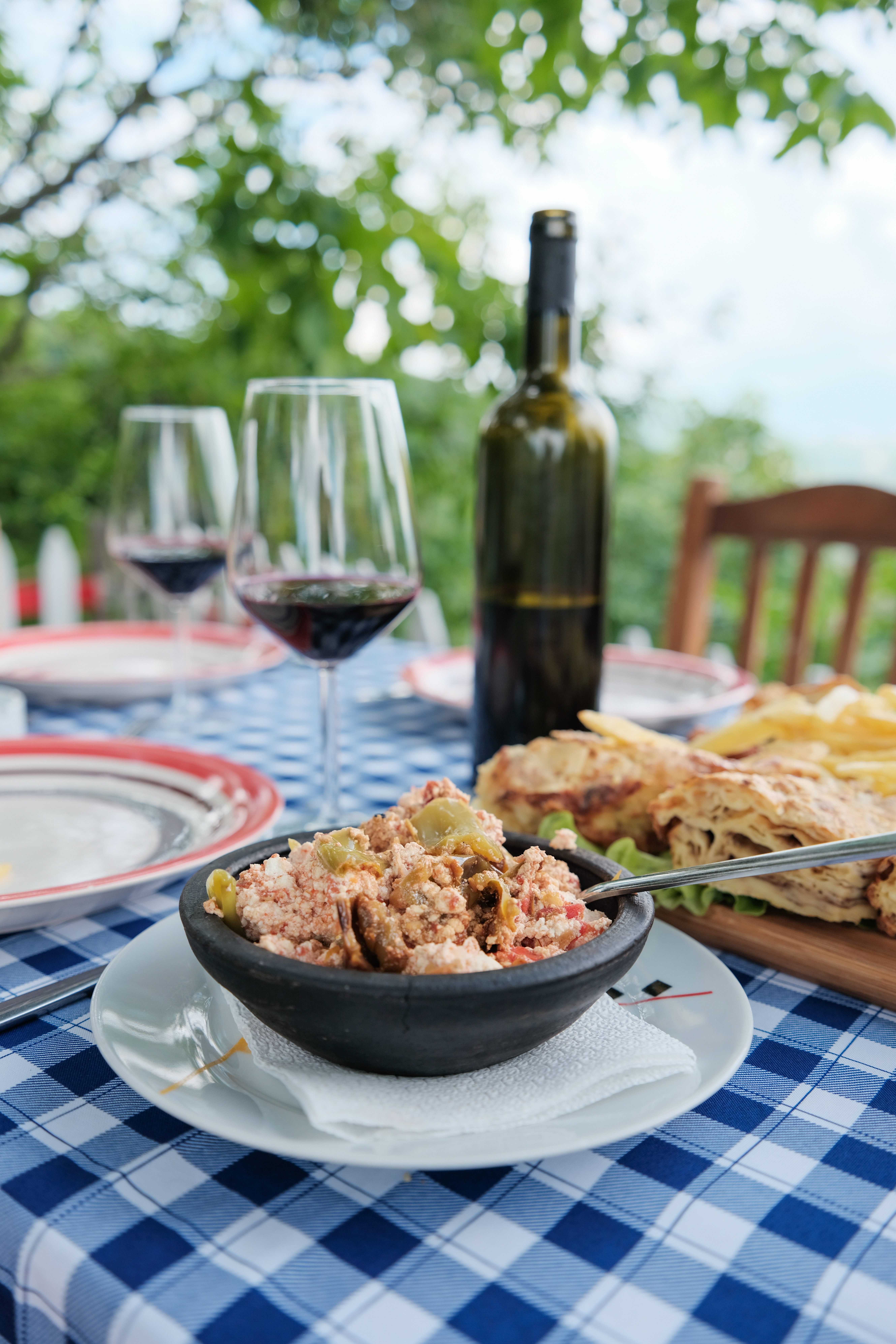 Enjoy a traditional folk show and farewell dinner