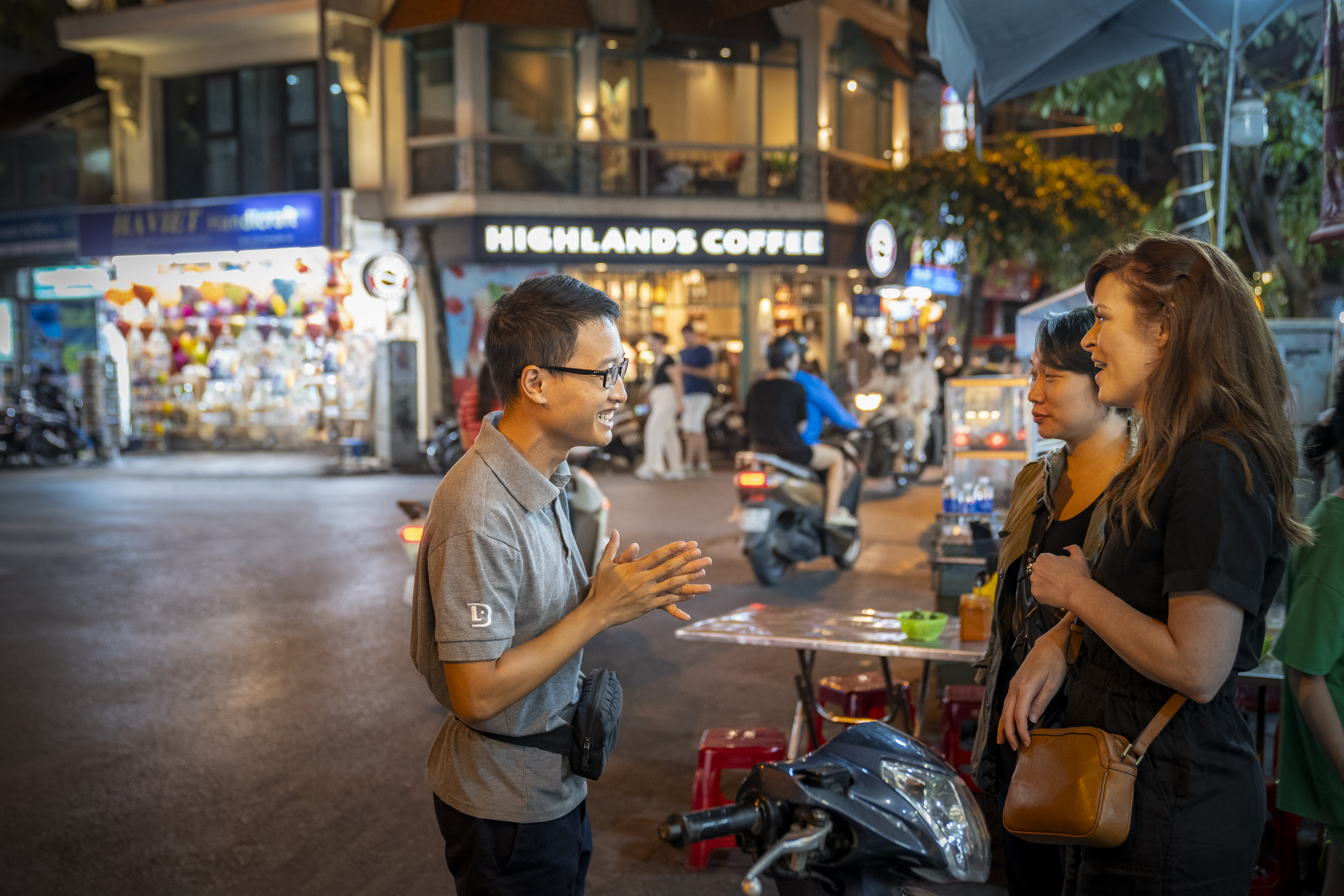 Explore Hanoi through the eyes of a local
