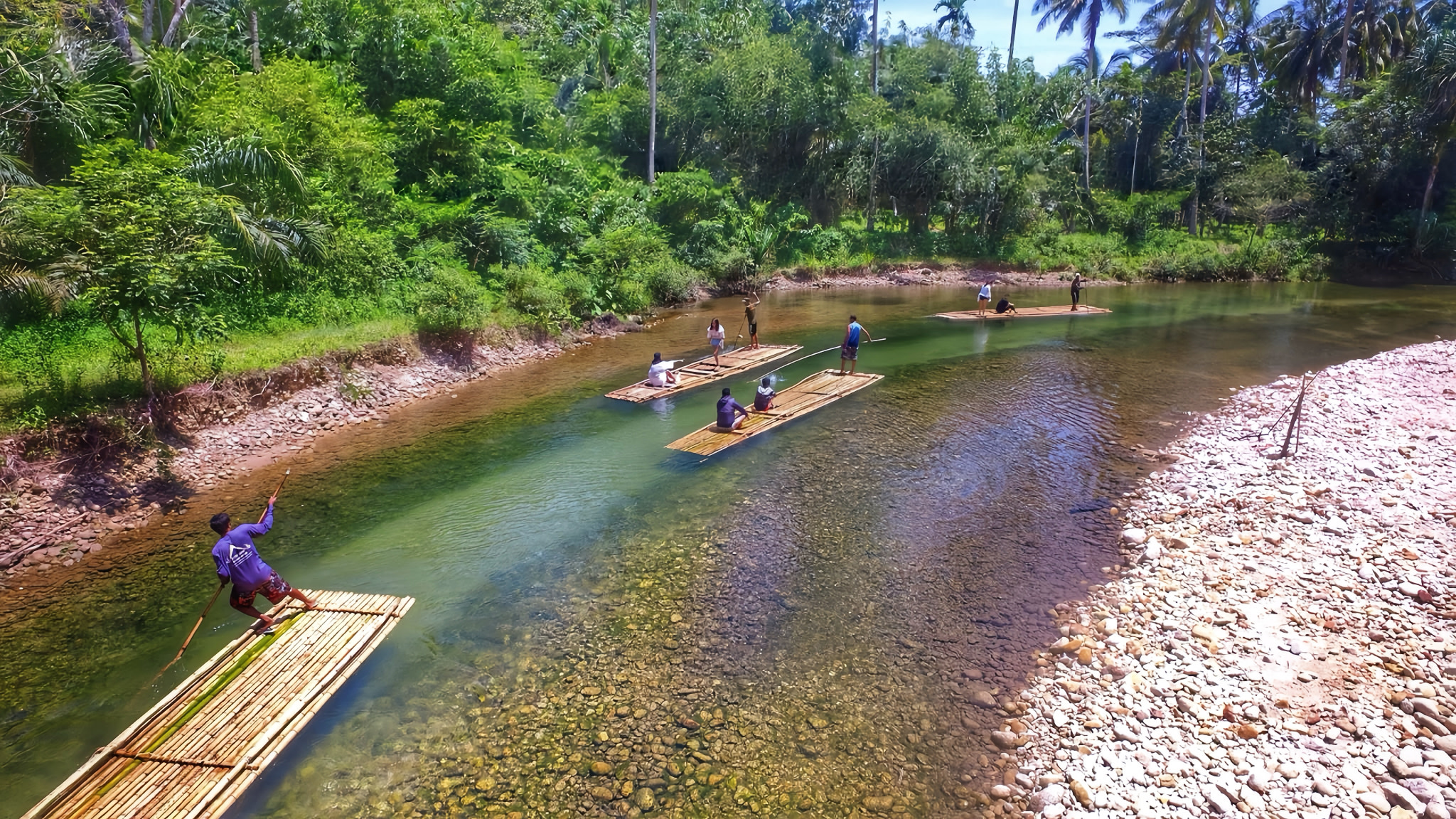 Drift down rivers aboard traditional bamboo rafts