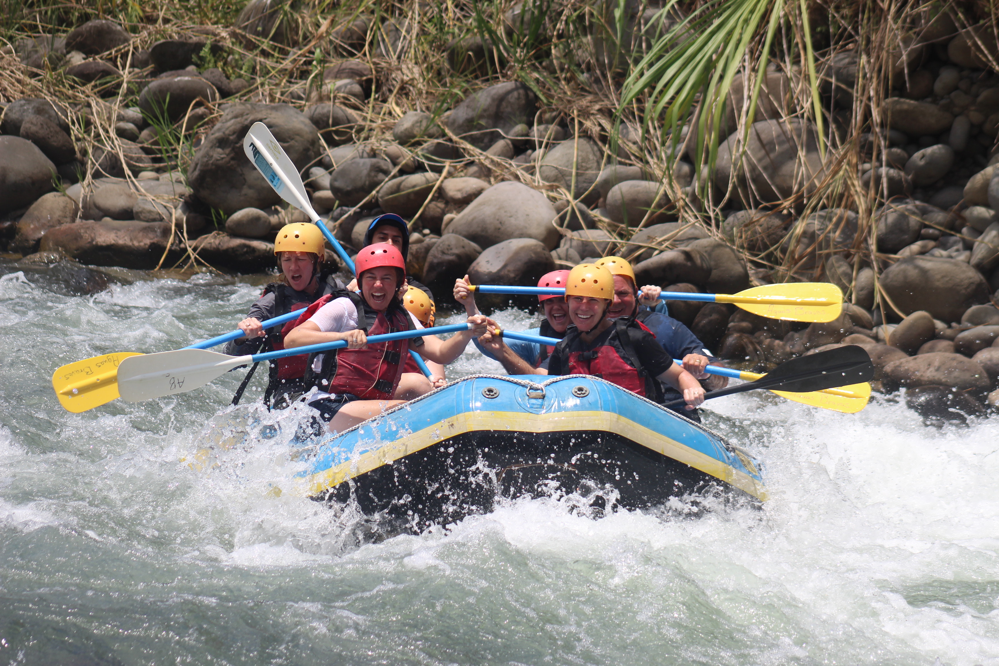 White-water raft down the Sarapiquí River