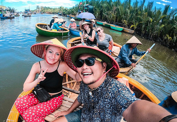 Tour in Vietnam