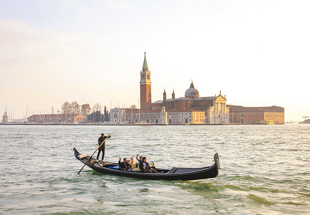 Tour in United Kingdom