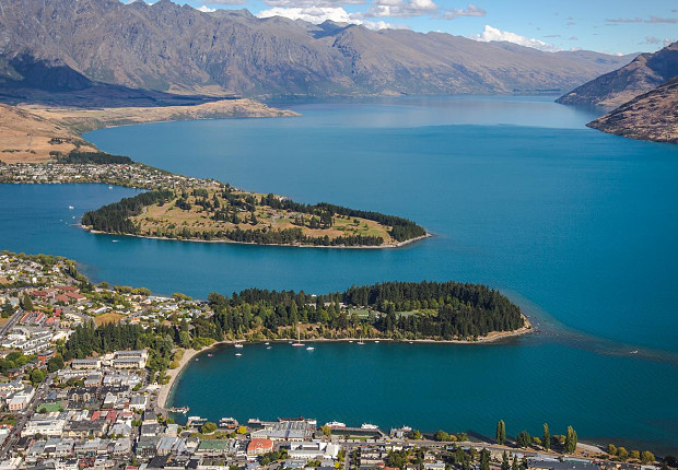Tour in New Zealand