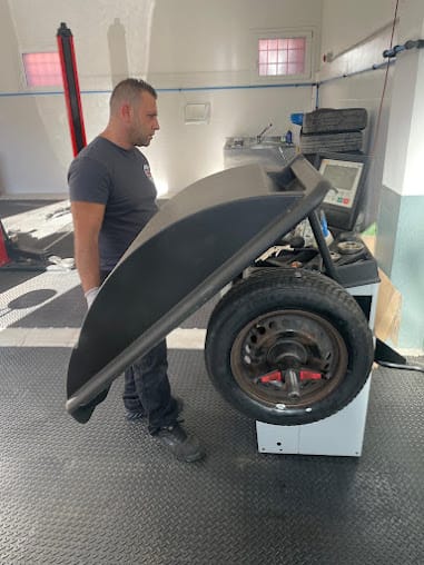 Cambio gomme in officina