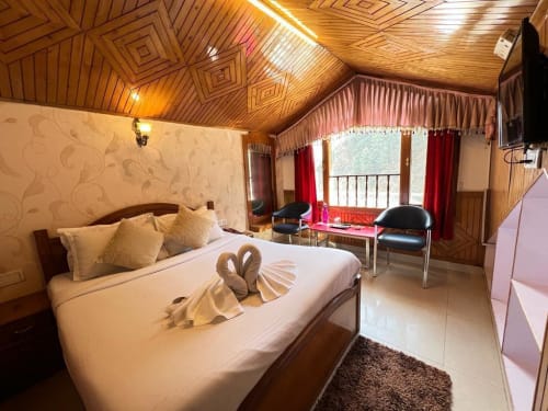 Room at Hotel Majestic Grand Shimla