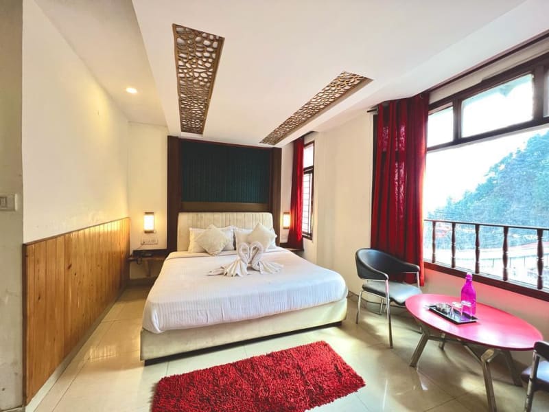 Room with a large window, Hotel Majestic Grand Shimla