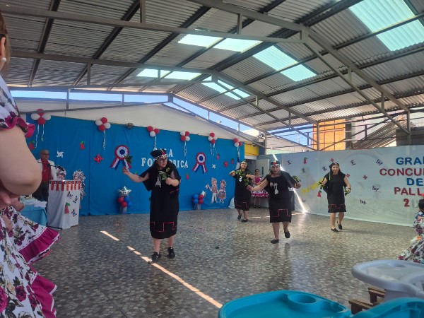 ROTARY CLUB CHUQUICAMATA - Foto 1