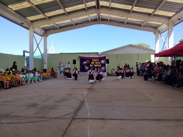 ROTARY CLUB CHUQUICAMATA - Foto 3
