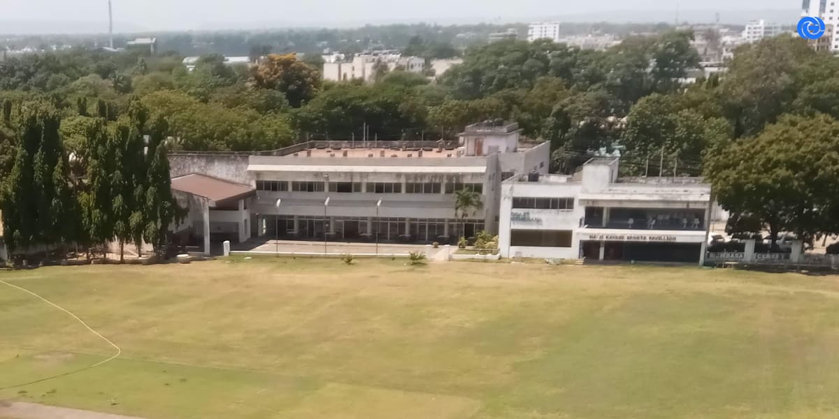 Picture of Coast Gymkhana by Milan Bhagat