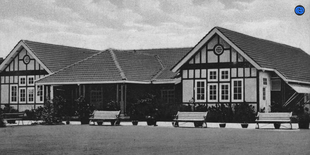 Picture of Ladies' Gymkhana, Bombay by Unknown