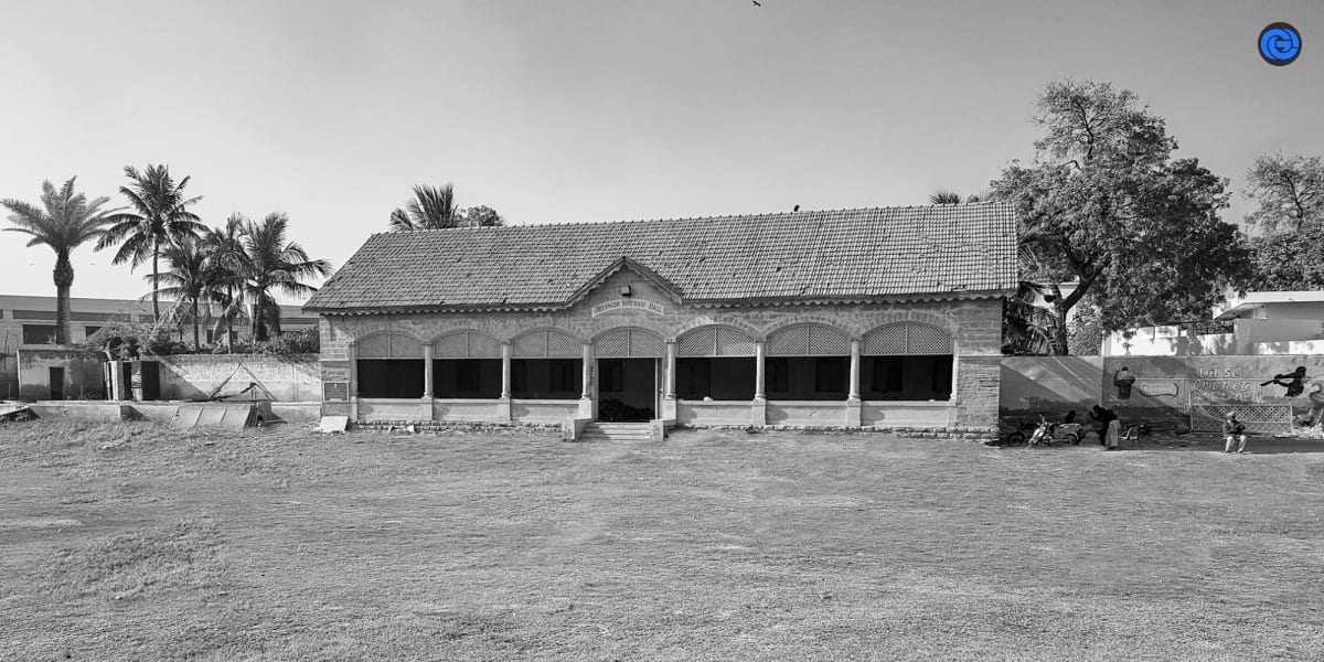 Picture of Parsi Gymkhana, Karachi by Mahmood Khan