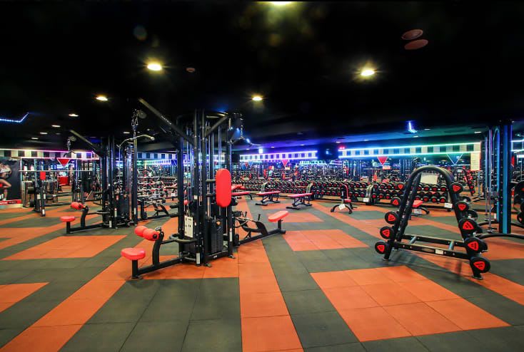 World Gym 高雄中華店
