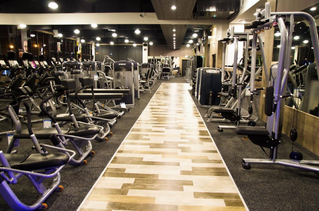 深呼吸運動會館-安平館