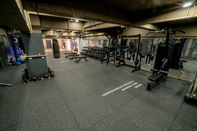 Refine Fitness 松江南京店