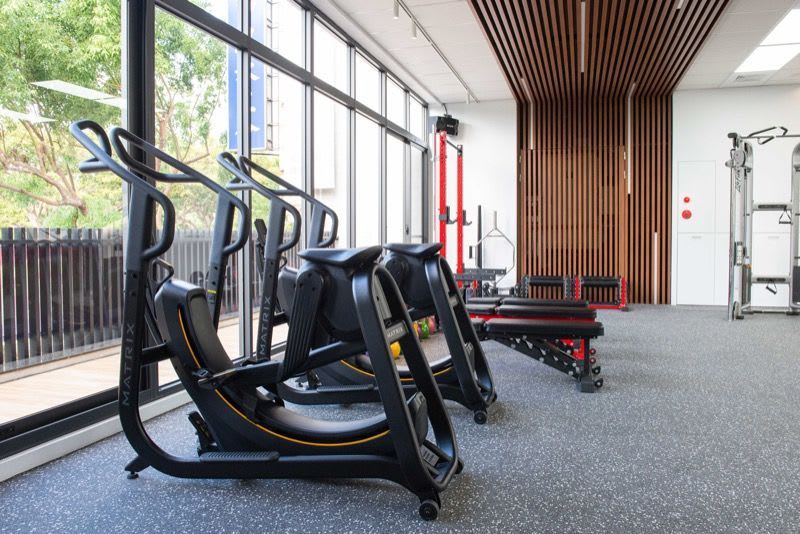 豐原健身房「體能美學」｜銀髮族訓練、不綁約、學員免費自主訓練