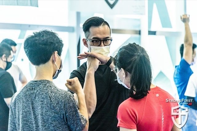 教學時的專注神情