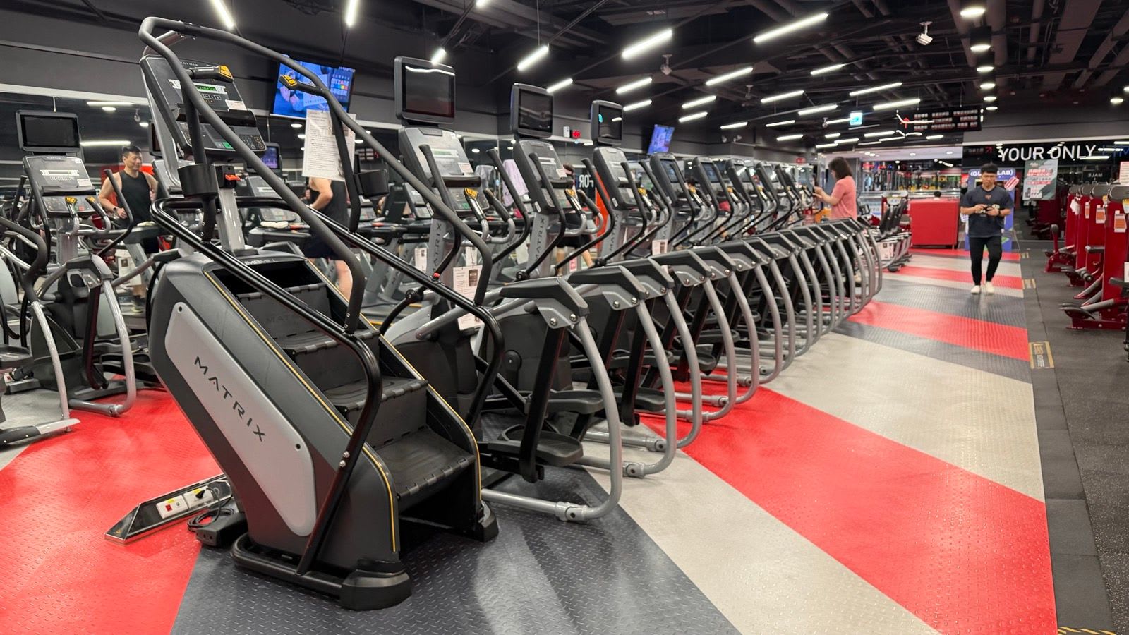 World Gym 桃園台茂店