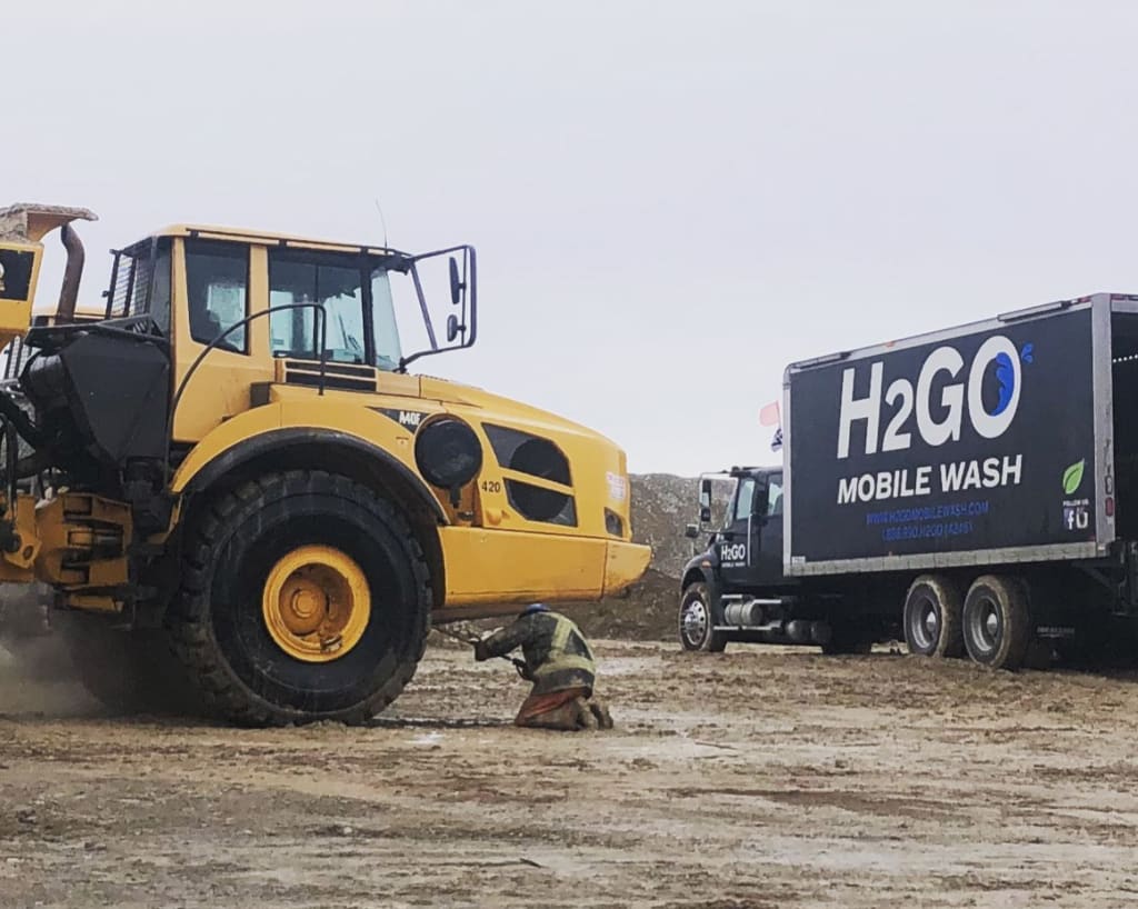 construction-equipment-cleaning