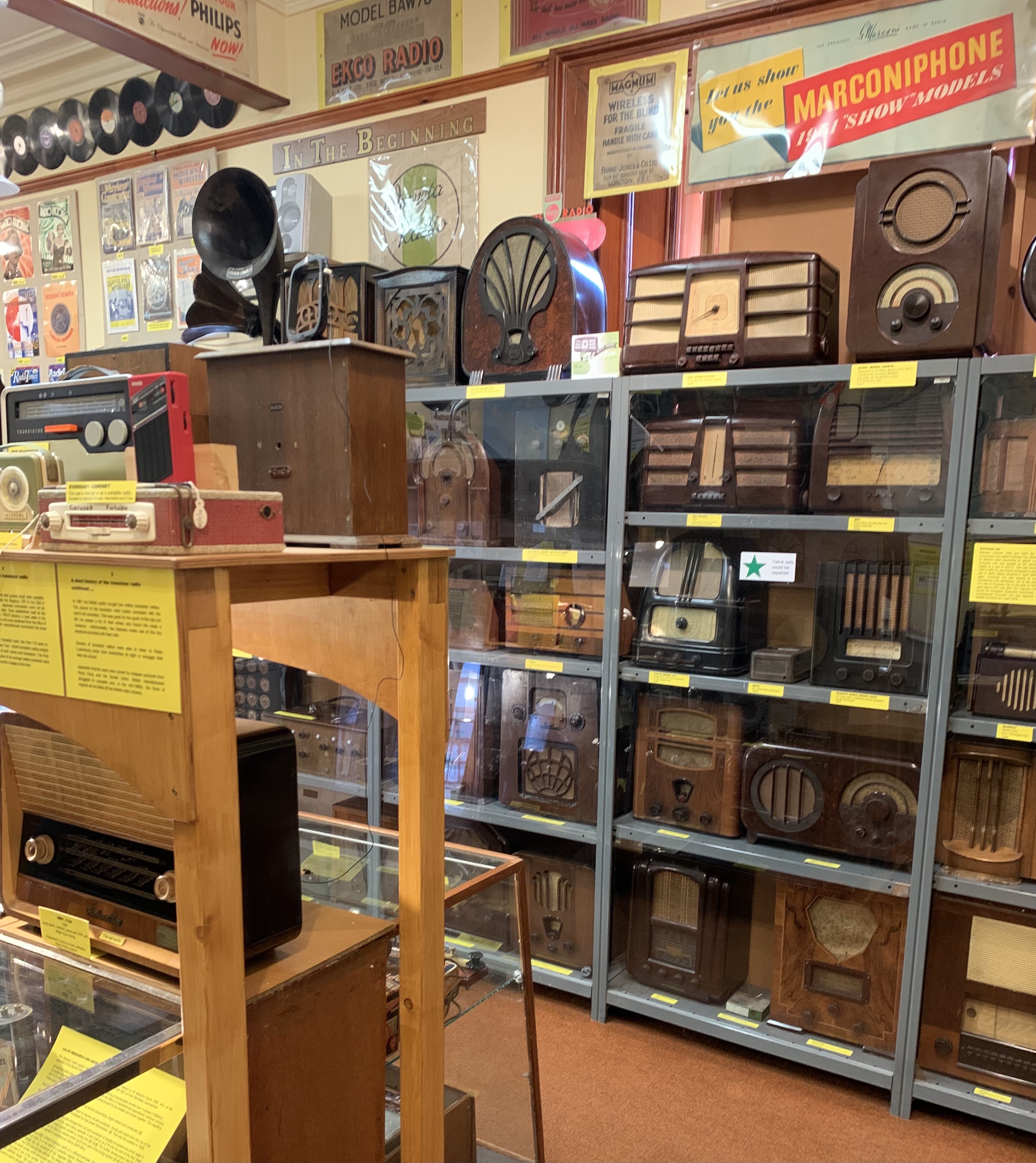 Wireless Museum radios