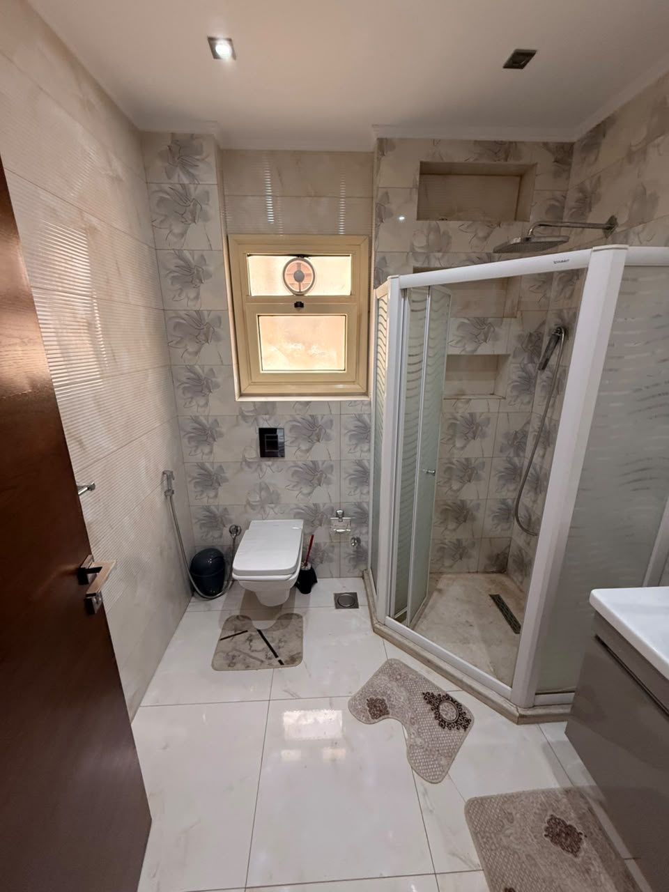 Apartment For Rent 16