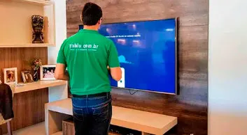 Instalação de TV em Painel e Parede em Blumenau