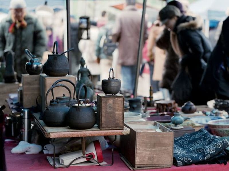 flea-market hanazono halal navi