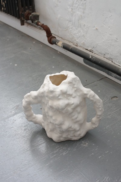 half-wet growth porcelain amphora