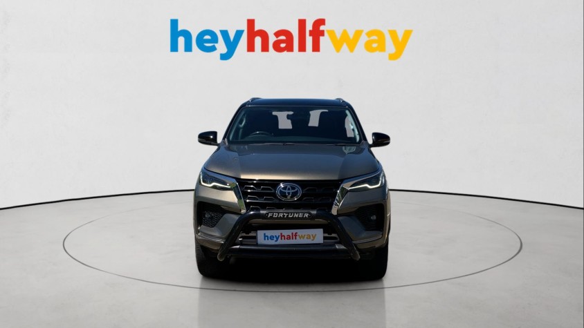 2021 TOYOTA FORTUNER 2.8 GD-6 4X4 VX