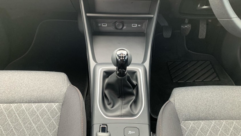 2025 MG 3 1.5 COMFORT