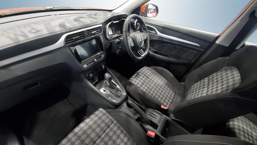 2025 MG ZS 1.5 DELUX