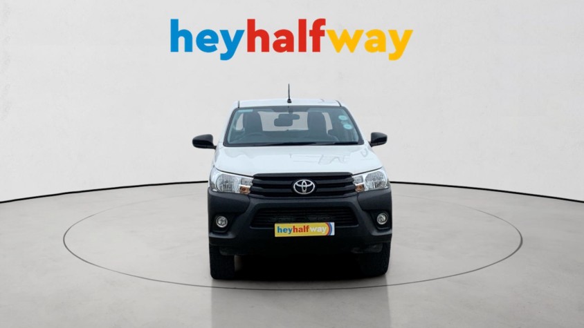 2022 TOYOTA HILUX 2.4 GD-6 SR 4X4