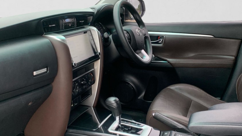 2020 TOYOTA FORTUNER 2.4GD-6